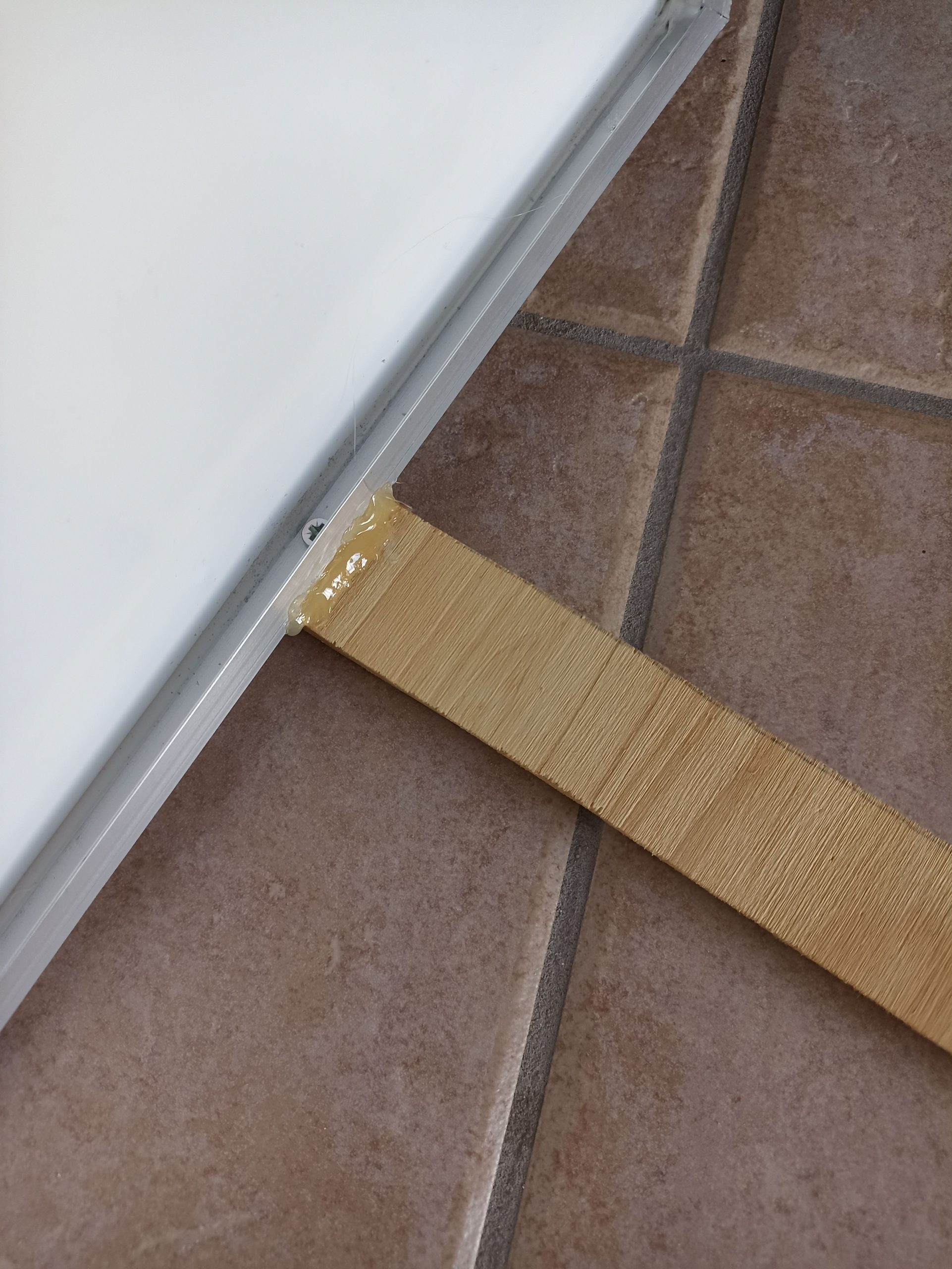 distanziatore pannello